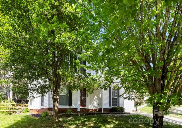 3rd image of 15027 Ashlight Dr, Charlotte, NC 28278 | MLS# 4374674
