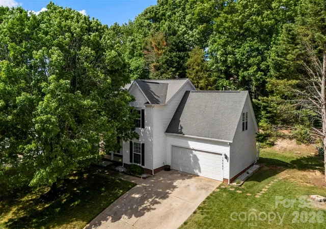4th image of 15027 Ashlight Dr, Charlotte, NC 28278 | MLS# 4374674