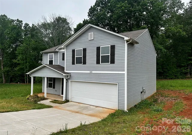 Photo 2 of Single family home for sale at 1050 Glenbriar Ct, Woodleaf, NC 27054 | MLS# 4374703 | Listing updated on 2026-09-21