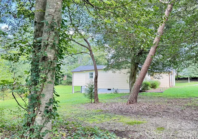 Photo 42 of Single family home for sale at 1442 Lee Pearson Rd, Granite Falls, NC 28630 | MLS# 4374752 | Listing updated on 2026-08-21