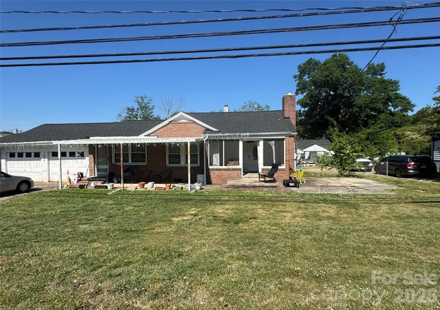 1st image of 1405 Hickory Grove Rd, Gastonia, NC 28056 | MLS# 4374777