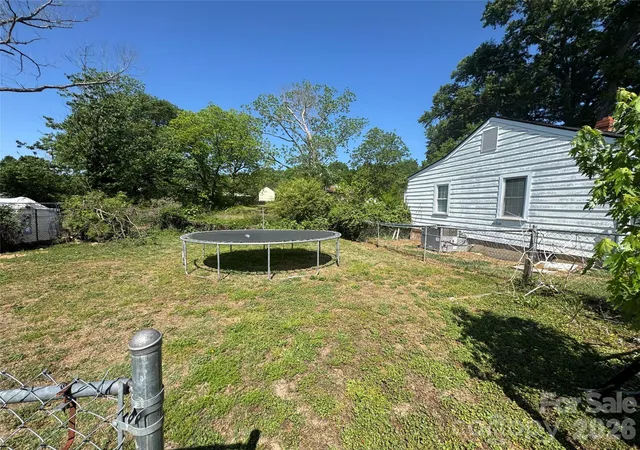 4th image of 1405 Hickory Grove Rd, Gastonia, NC 28056 | MLS# 4374777