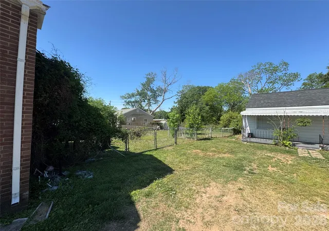 5th image of 1405 Hickory Grove Rd, Gastonia, NC 28056 | MLS# 4374777