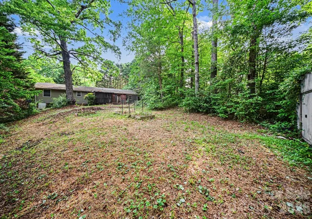Homes for sale in Dallas, NC | 607 Texas Trl, Dallas, NC 28034 | MLS# 4374832