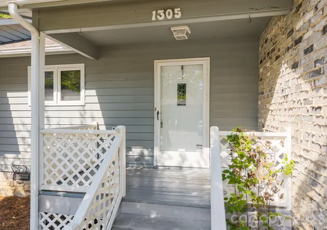 Listing Photo 5 - Condo for sale in building located at 1305 Wellington Hls Cir, Salisbury, NC 28147