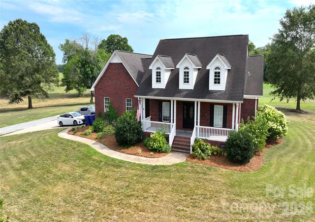 Homes for sale in Marshville, NC | 6710 Lawyers Rd E, Marshville, NC 28103 | MLS# 4374869