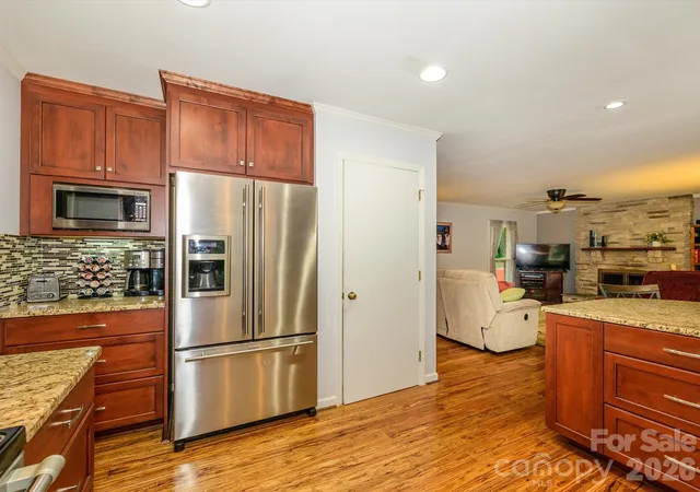 Photo 3 of Single family home for sale at 9607 Riddick Pl, Matthews, NC 28105 | MLS# 4374870 | Listing updated on 2026-08-18