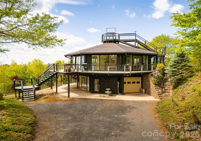 Homes for sale in Purlear, NC | 146 Cherokee Ln, Purlear, NC 28665 | MLS# 4374878