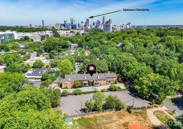 2nd image of 1014 Queens Rd, Charlotte, NC 28207