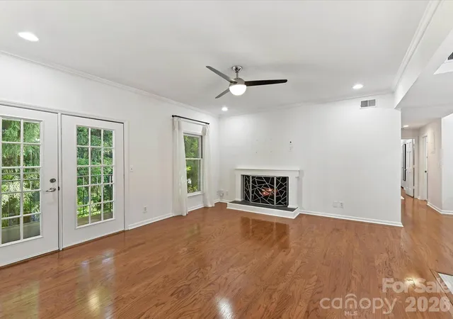 4th image of 1014 Queens Rd #D, Charlotte, NC 28207 | MLS# 4374904