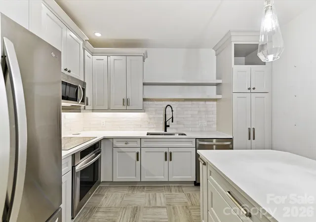 Photo 1 of Condo for sale at 1014 Queens Rd #D, Charlotte, NC 28207 | MLS# 4374904 | Listing updated on 2026-10-01