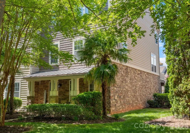 Photo 3 of Townhouse for sale at 18533 The Cmns Blvd, Cornelius, NC 28031 | MLS# 4374906 | Listing updated on 2026-07-02