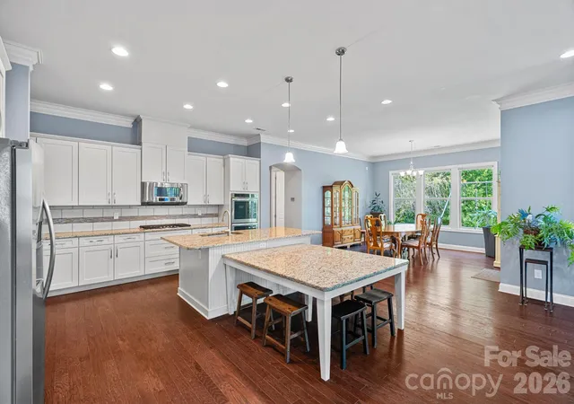 Photo 4 of Single family home for sale at 897 Tyne Dr, Fort Mill, SC 29715 | MLS# 4374930 | Listing updated on 2026-07-07