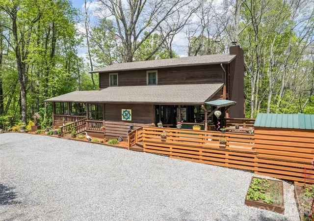 3rd image of 2863 Heath Peak Rd, Waynesville, NC 28785 | MLS# 4374933