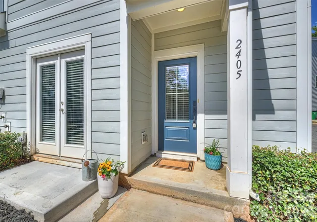 3rd image of 2405 Via Del Conte Aly, Charlotte, NC 28205 | MLS# 4374977