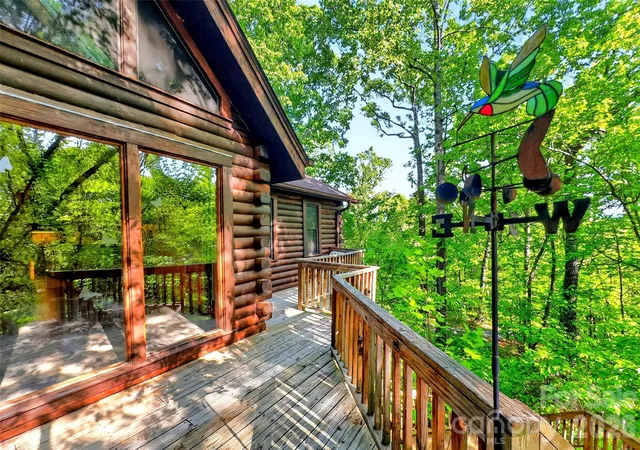 Photo 3 of Single family home for sale at 221 Hammer Holw Dr, Marion, NC 28752 | MLS# 4374999 | Listing updated on 2026-09-01