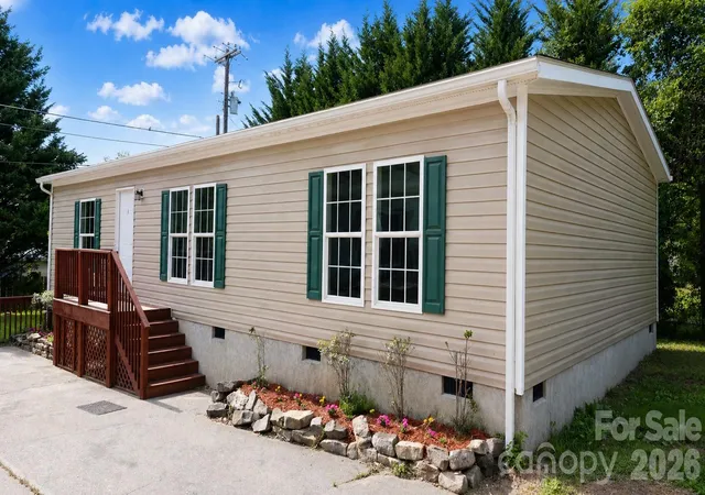 Homes for sale in Swannanoa, NC | 106 Central Ave, Swannanoa, NC 28778 | MLS# 4375092