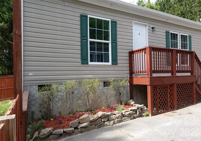 Homes for sale in Swannanoa, NC | 106 Central Ave, Swannanoa, NC 28778 | MLS# 4375092