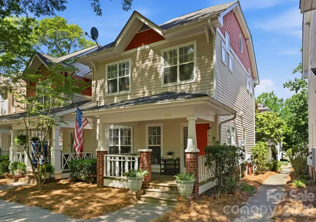 3rd image of 1016 W 1St St, Charlotte, NC 28202