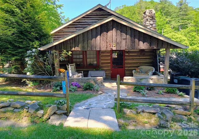 Photo 3 of Single family home for sale at 72 Chestnut Hl Rd, Gerton, NC 28735 | MLS# 4375202 | Listing updated on 2026-09-23