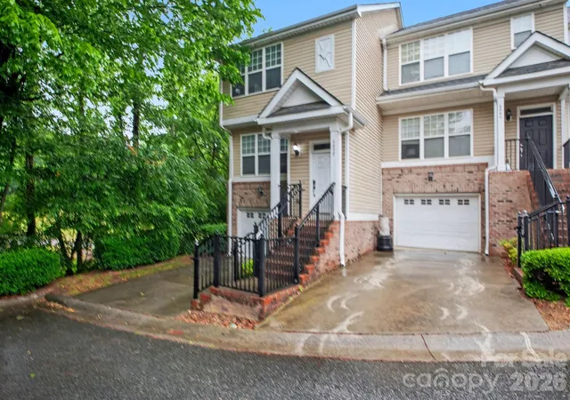 3rd image of 6450 Terrace View Ct, Charlotte, NC 28269 | MLS# 4375218