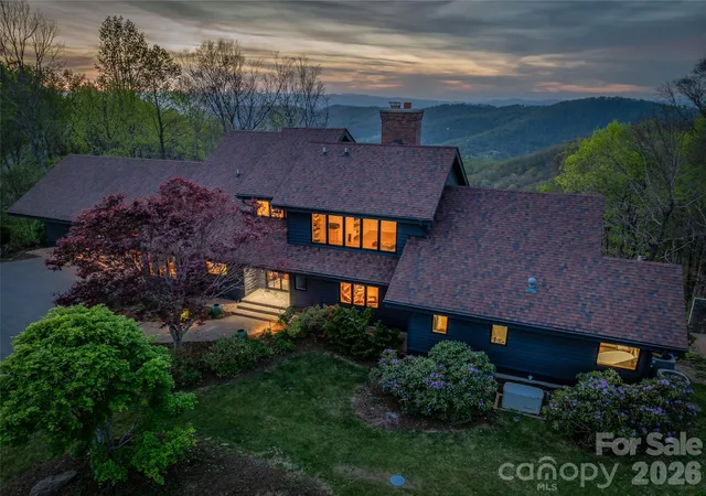 2nd image of 100 Big Spring Dr, Asheville, NC 28804 | MLS# 4375270