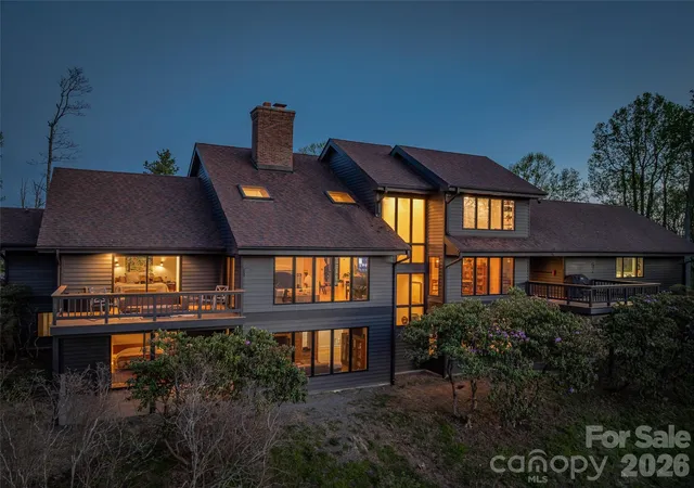 4th image of 100 Big Spring Dr, Asheville, NC 28804 | MLS# 4375270