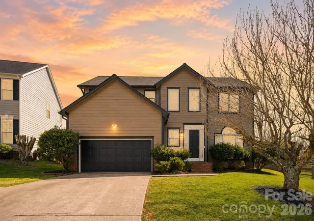 2nd image of 4704 Lone Tree Ct, Charlotte, NC 28269 | MLS# 4375294