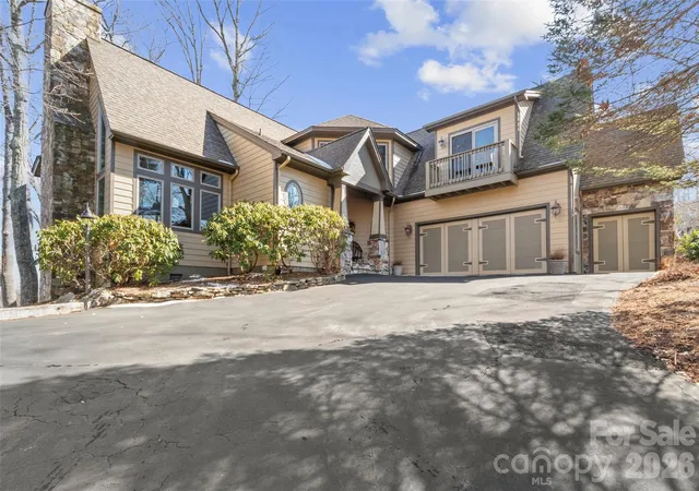 Photo 1 of Single family home for sale at 456 Spring House Dr, Burnsville, NC 28714 | MLS# 4375351 | Listing updated on 2026-08-06