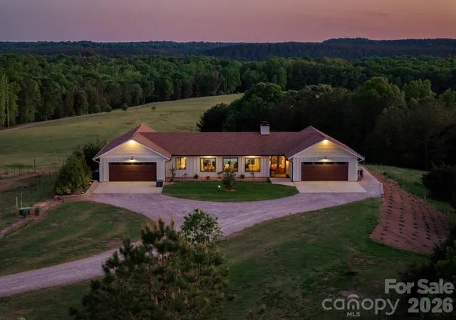 Photo 1 of Single family home for sale at 8088 Kays Dr, York, SC 29745 | MLS# 4375449 | Listing updated on 2026-09-04