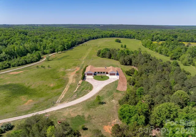 Photo 2 of Single family home for sale at 8088 Kays Dr, York, SC 29745 | MLS# 4375449 | Listing updated on 2026-09-04