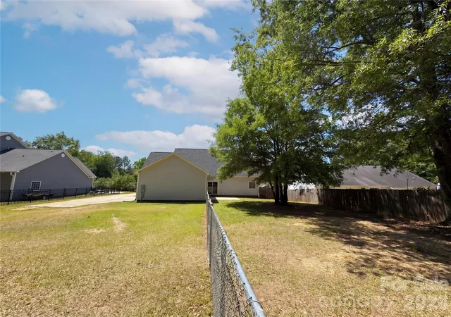 5th image of 4217 Strickland Ct, Lancaster, SC 29720 | MLS# 4375460