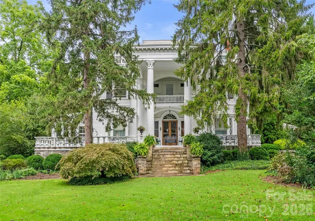 Photo 1 of Mansion for sale at 86 Edgemont Rd, Asheville, NC 28801 | MLS# 4375523 | Listing updated on 2026-07-31