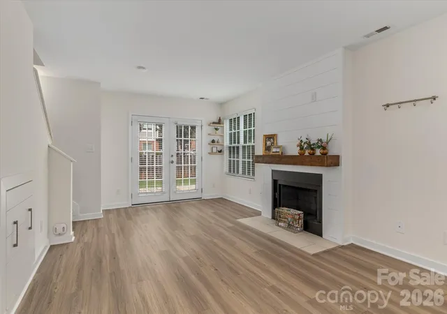 Photo 2 of Townhouse for sale at 1525 Briar Crk Rd #B, Charlotte, NC 28205 | MLS# 4375527 | Listing updated on 2026-09-21