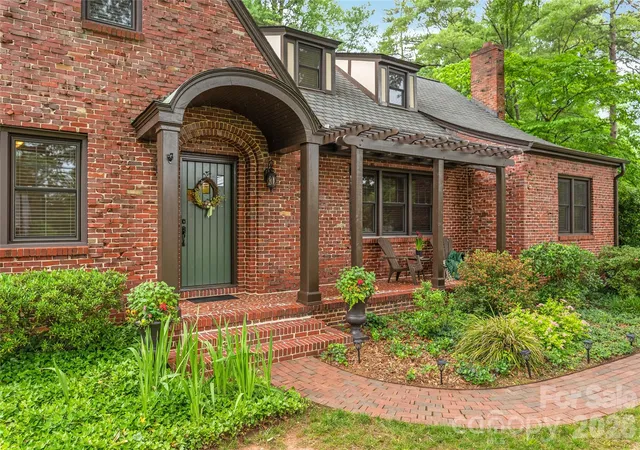 1st image of 600 S Central Ave, Belmont, NC 28012 | MLS# 4375573