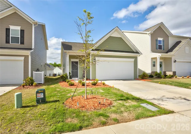 Photo 3 of Single family home for sale at 1770 Troon Dr, Salisbury, NC 28144 | MLS# 4375599 | Listing updated on 2026-05-16
