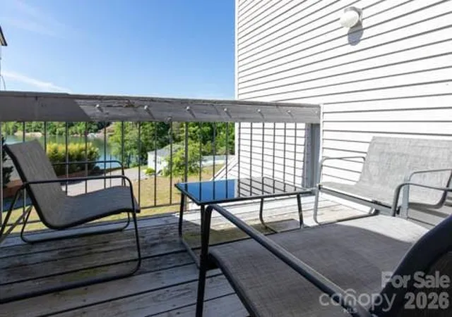 1st image of 1050 21st Avenue Avenue Nw #90, Hickory, NC 28604 | MLS# 4375611