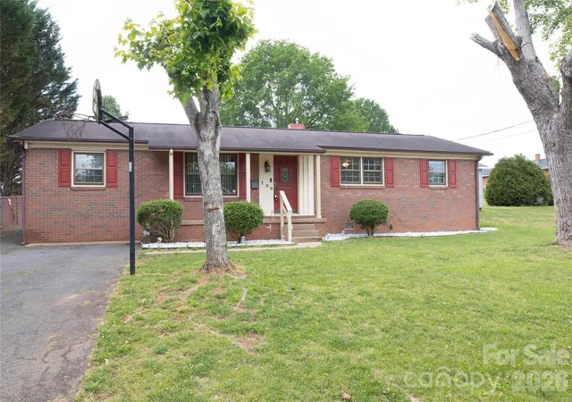 1st image of 100 Woodward Ave, Morganton, NC 28655 | MLS# 4375619