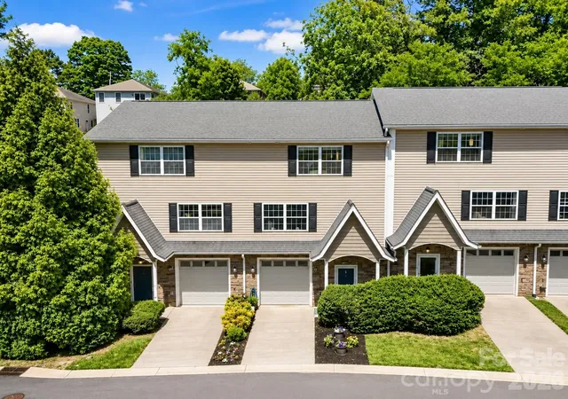 4th image of 5 Terrace Ct, Asheville, NC 28804 | MLS# 4375650