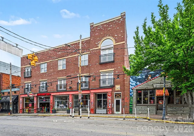 2nd image of 3205 N Davidson St #202, Charlotte, NC 28205 | MLS# 4375658