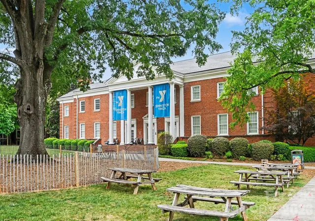 2nd image of 3205 N Davidson St, Charlotte, NC 28205