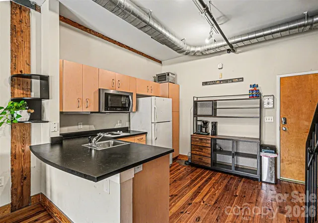 3rd image of 3205 N Davidson St #202, Charlotte, NC 28205 | MLS# 4375658