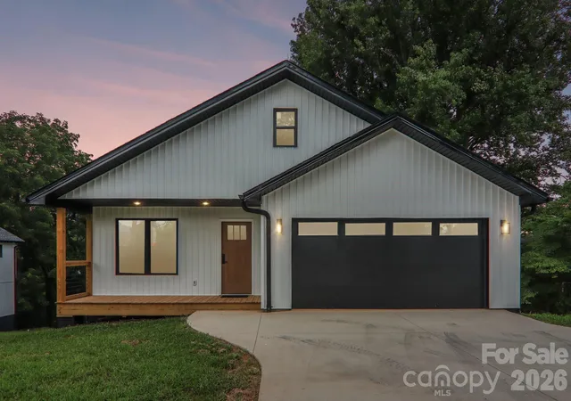 1st image of 124 N Main St, Mars Hill, NC 28754 | MLS# 4375726