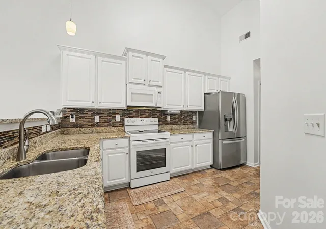 Photo 4 of Single family home for sale at 1274 Emory Ln NW, Concord, NC 28027 | MLS# 4375773 | Listing updated on 2026-09-16