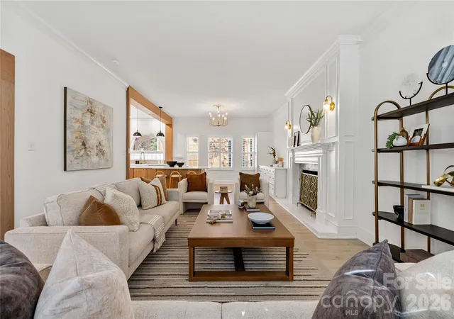 Photo 2 of Single family home for sale at 4341 Old Saybrook Ct, Charlotte, NC 28211 | MLS# 4375795 | Listing updated on 2026-10-25