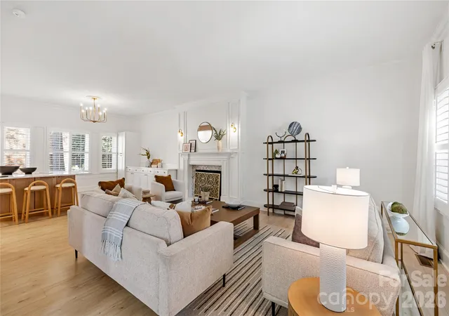 Photo 3 of Single family home for sale at 4341 Old Saybrook Ct, Charlotte, NC 28211 | MLS# 4375795 | Listing updated on 2026-10-25