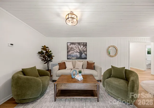 Photo 2 of Single family home for sale at 10718 Lancaster Hwy, Waxhaw, NC 28173 | MLS# 4375827 | Listing updated on 2026-10-02