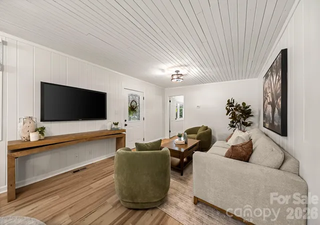 Photo 4 of Single family home for sale at 10718 Lancaster Hwy, Waxhaw, NC 28173 | MLS# 4375827 | Listing updated on 2026-10-02
