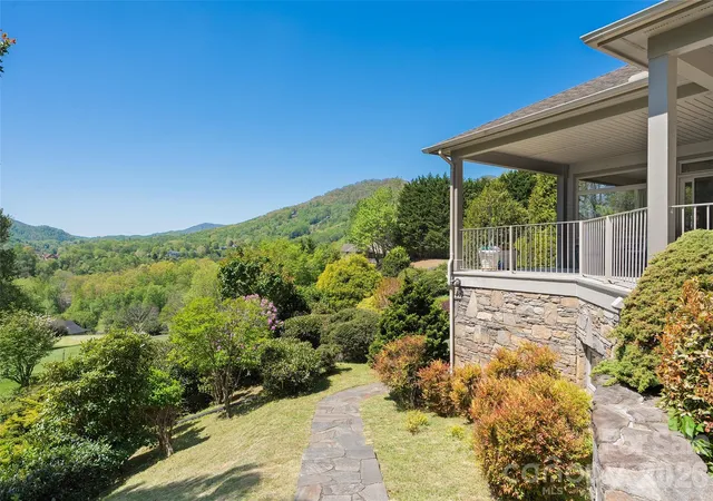 Photo 2 of Single family home for sale at 78 Banker Dr, Waynesville, NC 28786 | MLS# 4375828 | Listing updated on 2026-09-29