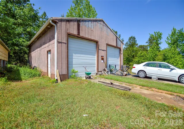 Homes for sale in Lilesville, NC | 4659 Nc Hwy 145 Hwy, Lilesville, NC 28091 | MLS# 4375875